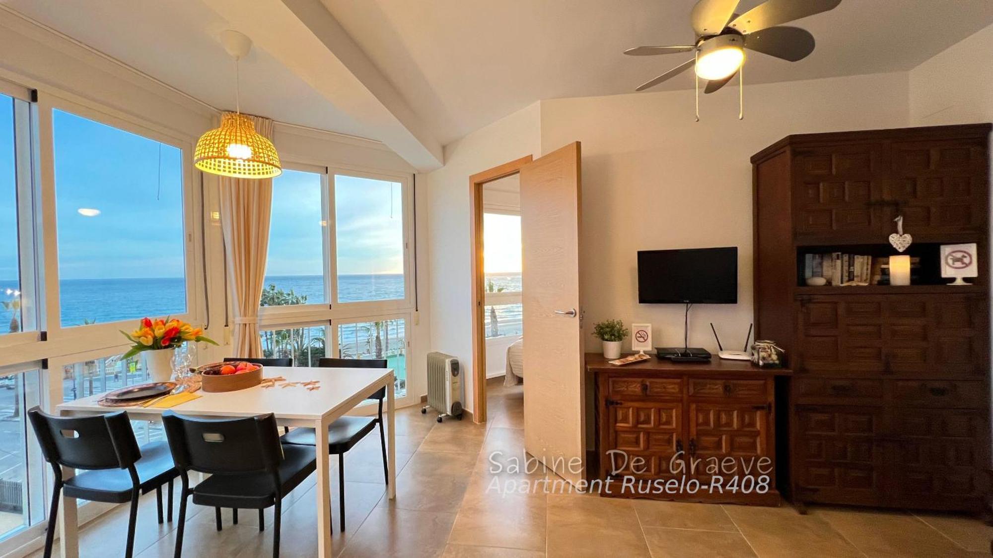 Love Nest By The Sea Wake Up With Ocean Views In Every Room Ruselo R408 ตอร์ร็อกซ์ ภายนอก รูปภาพ